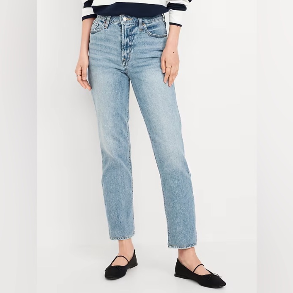 Old Navy High Waisted OG Straight Leg Secret Slim Pockets Med Wash Denim Jeans 8
